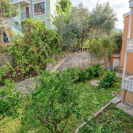 Apartmani Bronhi Sutomore Buitenkant foto