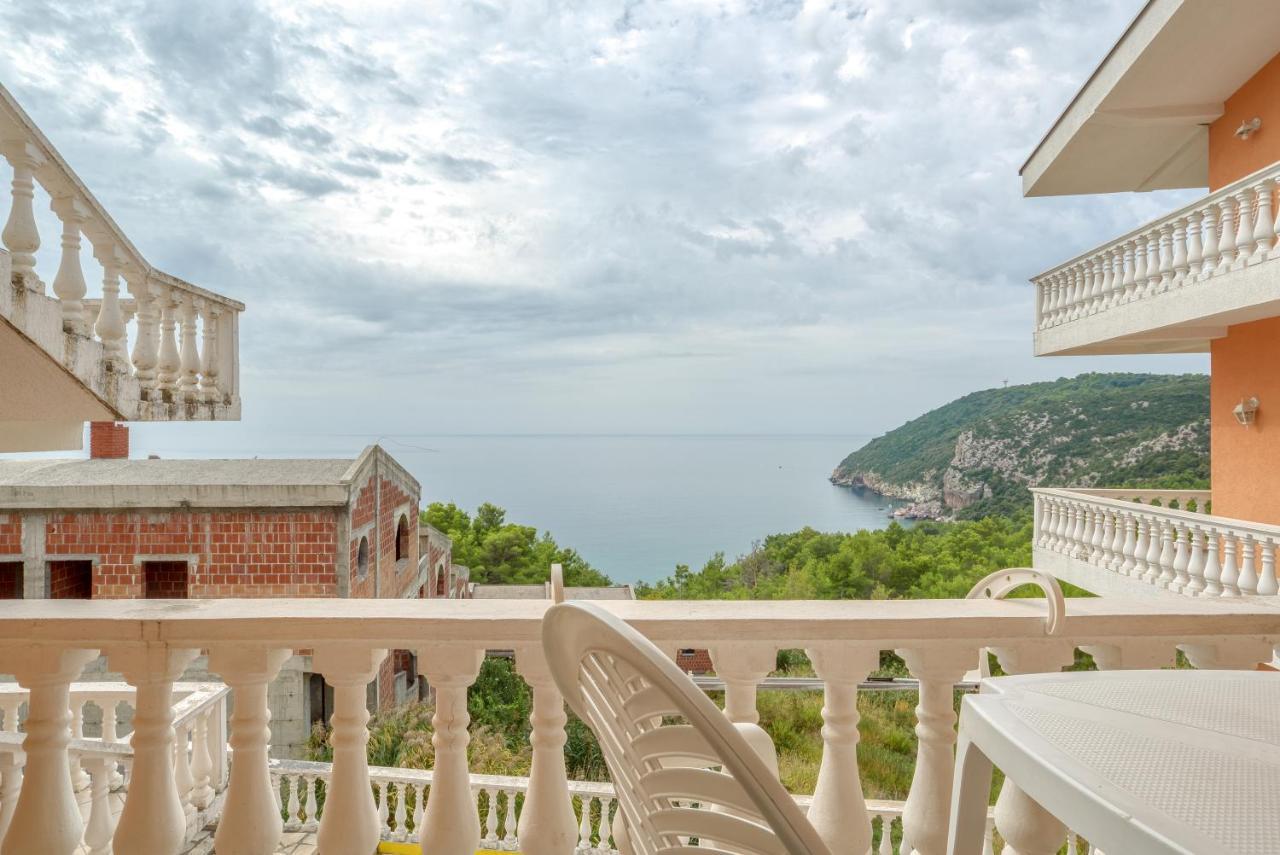 Apartmani Bronhi Sutomore Buitenkant foto